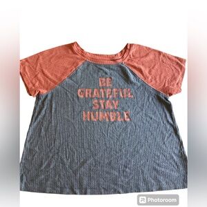 Women’s Torrid Plus Shirt Size 2  20/22 Be Grateful Star Humble Short Sleeve 14